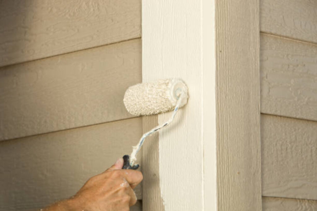 Best Exterior Paint Colors to Sell Your Home Fast