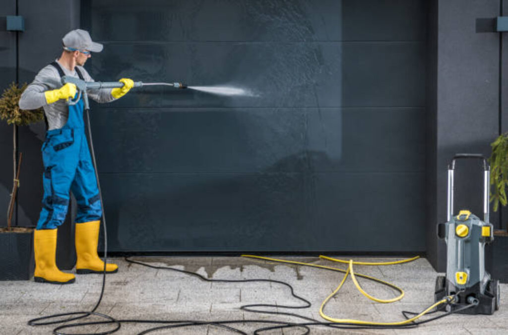 Pressure Washing 101: Benefits of Hiring Professional Pressure Washing Company